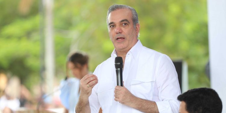 Presidente Abinader inaugura el Boulevard de la Peregrinación y reconstrucción de calles en la Basílica de Higüey
