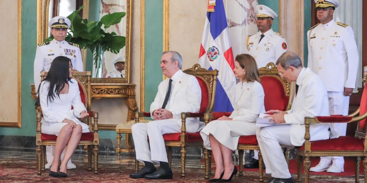 Presidente Abinader recibe cartas credenciales de siete nuevos embajadores en República Dominicana
