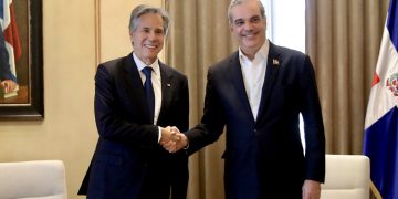Abinader responde con firmeza a amenazas de Diosdado Cabello: «Nuestra economía supera a la de Venezuela»