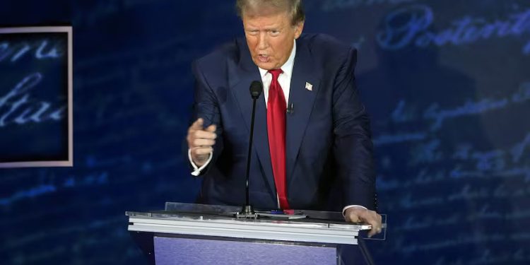 Donald Trump asegura que migrantes «comen perros y gatos» en Ohio durante tenso debate con Kamala Harris