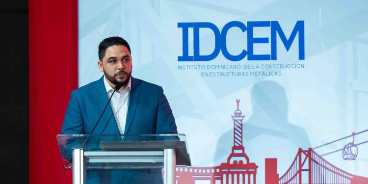 Industria del acero exporta US$137.8 millones en siete meses y genera 2,500 empleos directos en RD