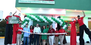 Papa Johns realiza acto de inauguración de Restaurante en San Francisco de Macorís