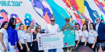 Develan mural alusivo al Mundial de Fútbol Femenino Sub-17