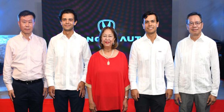Changan y GAC celebran el 75º Aniversario de la República Popular China y el Festival Automotriz del Barrio Chino