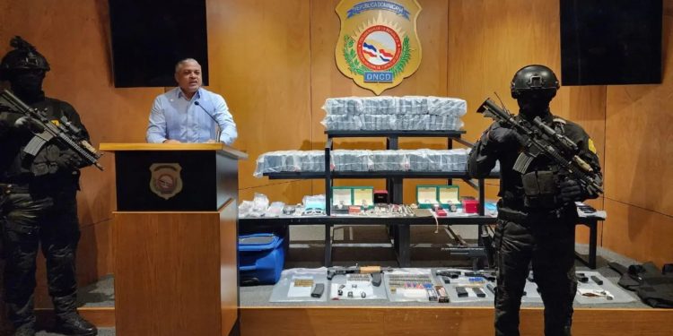 Regidor de San Pedro de Macorís detenido por la DNCD en operativo contra red de narcotráfico