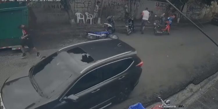Tragedia en San Francisco: Policía mata a una persona, hiere a dos y se suicida durante un juego de dominó