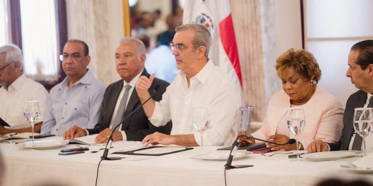 Abinader anuncia importantes obras de infraestructura y mejoras comunitarias en el Gran Santo Domingo y Distrito Nacional