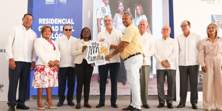 Presidente Abinader impulsa mejoras en vivienda, seguridad y salud con múltiples inauguraciones en Santo Domingo Este