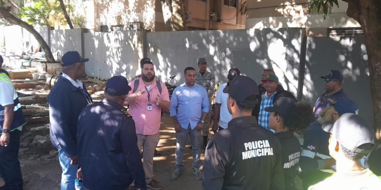 Alcaldía de Santiago intensifica operativos para controlar camiones de carga pesada y mejorar la movilidad urbana