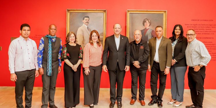 Centro León lanza el concurso “Decora tu Barrio 2024” con apoyo de la Alcaldía de Santiago y ACAP