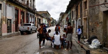 Cuba enfrenta un apagón total tras una falla en su principal central eléctrica