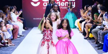 «Gema: El Poder del Amor» emociona en el RD Fashion Week 2024 con Génesis Fermín a la cabeza