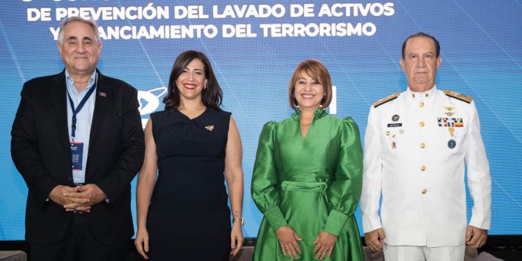 La DEA destaca el rol clave de los bancos en la detección de lavado de activos durante COPLAFT