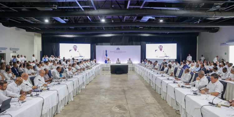 Gobierno anuncia inversión de RD$4,000 millones para mejorar suministro de agua en Puerto Plata