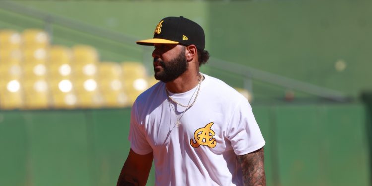 Jonathan Villar se une a las Águilas Cibaeñas y promete darlo todo por el equipo