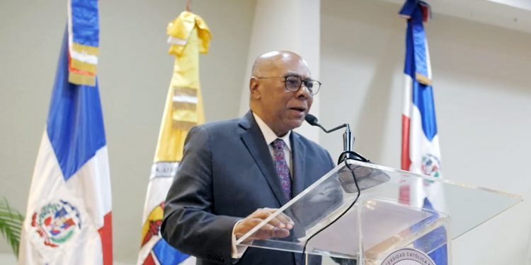 Milton Ray Guevara aboga por la aprobación de la reforma laboral y destaca avances significativos