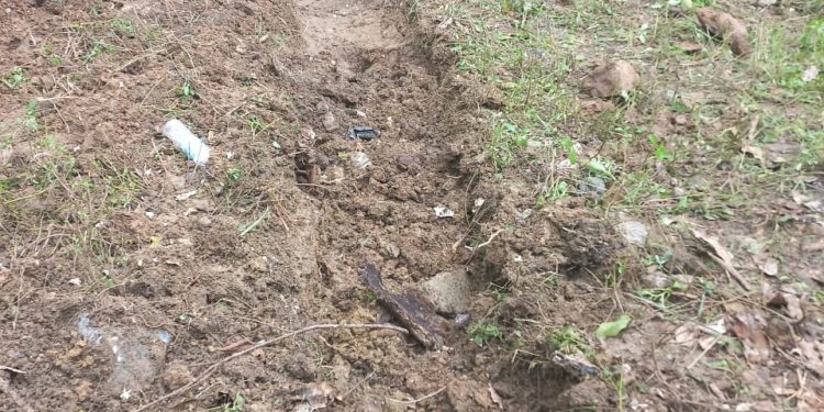 Moradores de urbanización en Santiago se movilizan contra construcción en área verde y calle