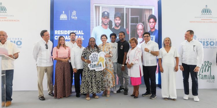 Raquel Peña entrega 403 viviendas en Santo Domingo Este y reafirma compromiso con familias dominicanas