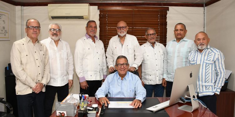 Unión de Farmacias entregará decimosexta versión de los Premios “Mortero de Oro» 