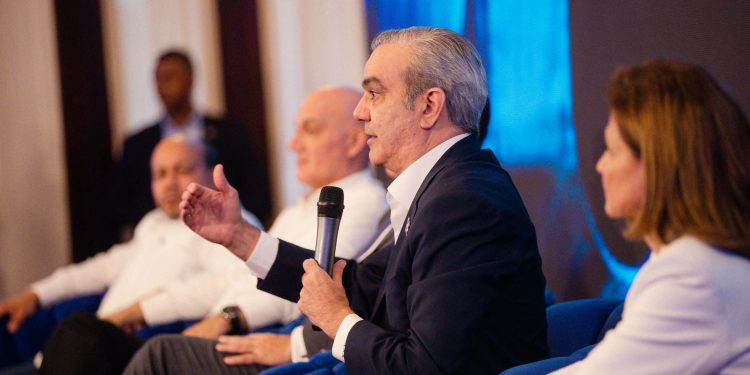 Gobierno elimina el pago del anticipo para personas físicas y microempresas en nueva reforma fiscal
