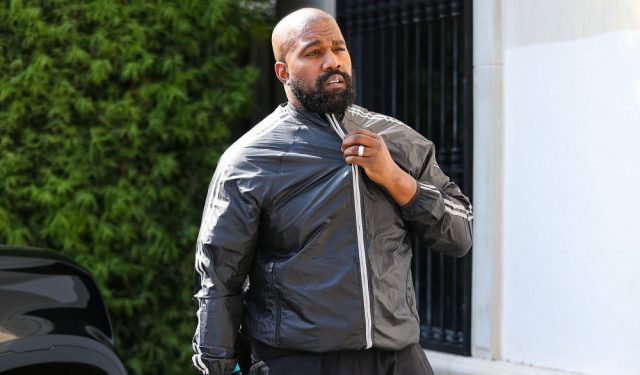Kanye West ha sido acusado de agredir sexualmente a su exasistente durante un evento organizado por Diddy