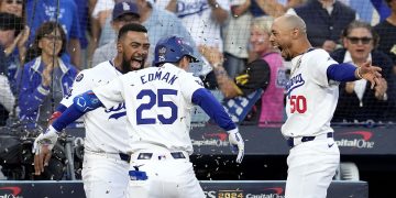 Dodgers derrotan a los Yankees y lideran la Serie Mundial 2-0