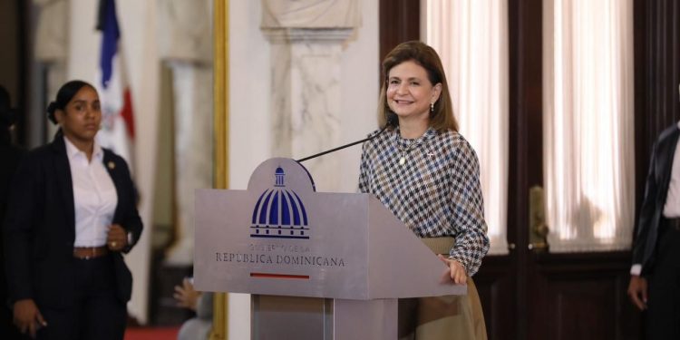 Gobierno triplica presupuesto para envejecientes y otorga más de 57 mil Pensiones Solidarias, destaca Raquel Peña