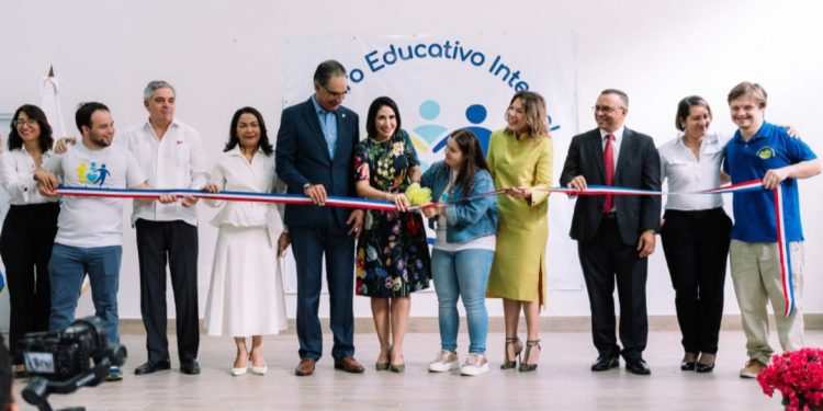 ADOSID inaugura Centro Educativo Integral para fomentar la inclusión en República Dominicana