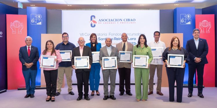 Asociación Cibao lanza VIII convocatoria de fondos concursables 2024-2025 para ASFL