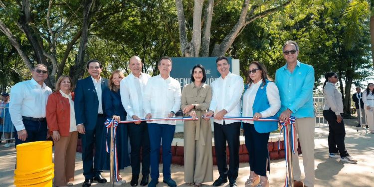 Banco Popular, Primera Dama, MICM y Alcaldía de Santiago inauguran Parque Benito Juárez en Villa Olga