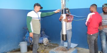 Coraasan restaura servicio de agua potable en Villa González tras sustituir motor de bomba en pozo Palmar I
