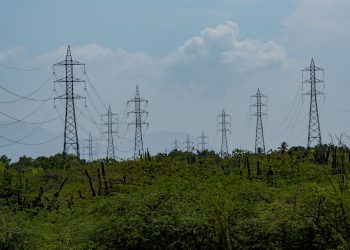 ETED anuncia trabajos de mantenimiento en líneas de alta tensión en La Vega y Pedernales