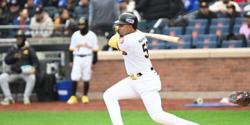 Águilas dejan en el terreno al Licey y mantienen invicto en la serie «Titanes del Caribe»