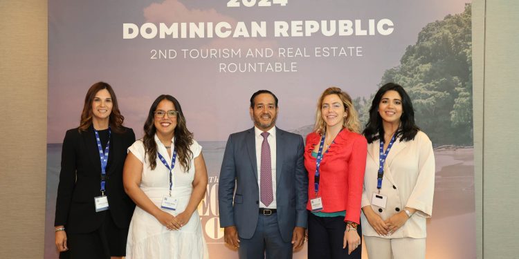Mesa Redonda analiza retos y oportunidades del turismo y sector inmobiliario en República Dominicana