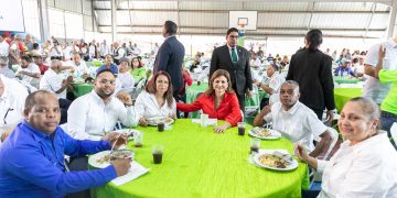 ¡La Brisita Navideña llega al Cibao! Raquel Peña activa el Bbno navideño y programa “La Navidad del Cambio”