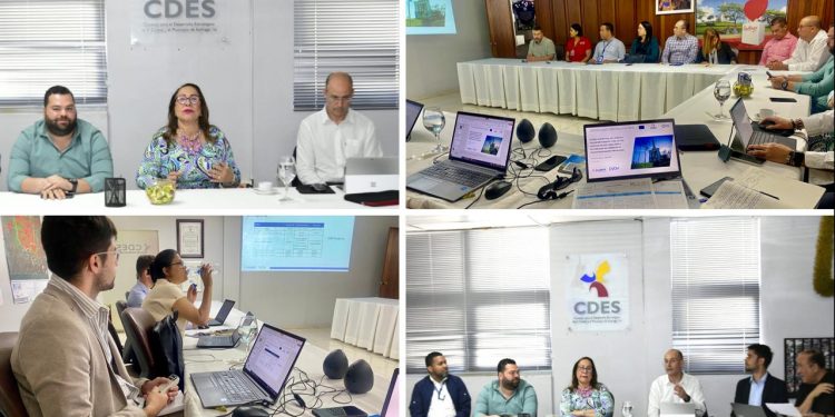 Gobernadora Rosa Santos impulsa reorganización de la movilidad urbana en Santiago