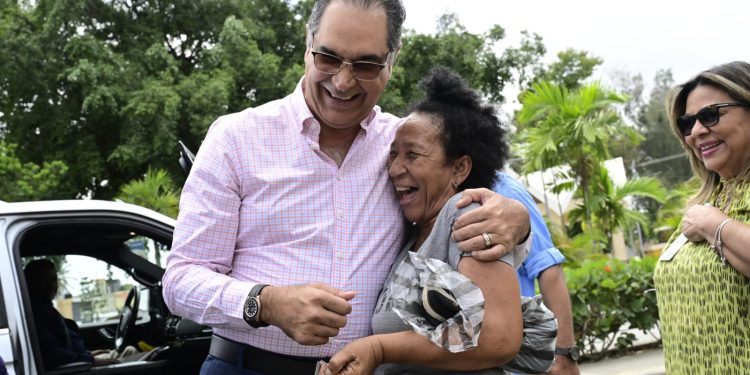 Santiago Hazim, entre los funcionarios mejor valorados por su gestión pública y cercanía comunitaria