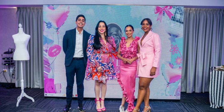 Tarde de Chicas by Raysa Carolina celebra la feminidad y empoderamiento con más de 100 mujeres