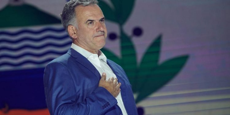 Justicia Social celebra la victoria de Yamandú Orsi y el retorno del Frente Amplio al gobierno en Uruguay