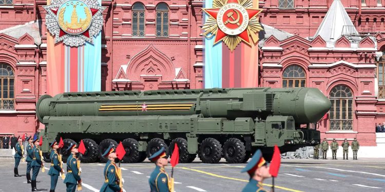 Putin aprueba nueva doctrina nuclear que amplía condiciones para el uso de armas de destrucción masiva
