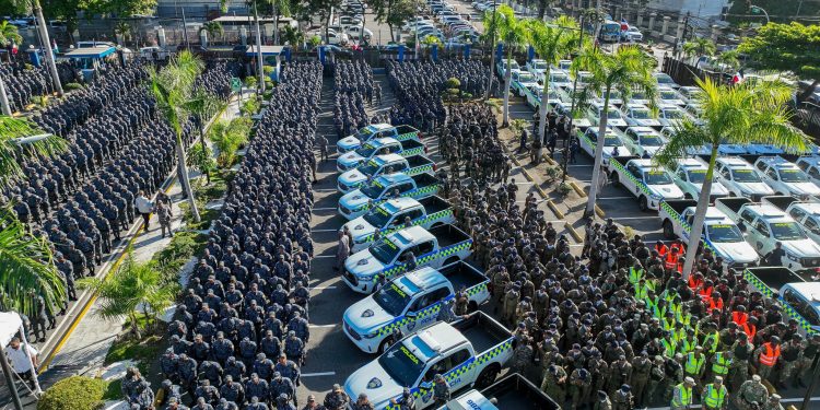 Más de 1,200 miembros de la Comipol refuerzan seguridad vial en las festividades navideñas
