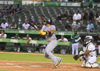 Águilas Cibaeñas avanzan a la semifinal tras vencer a las Estrellas de Oriente; Lagares con hit de oro