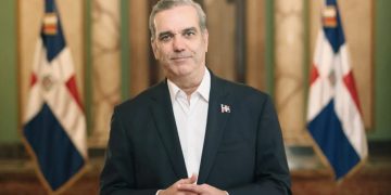 Abinader presenta iniciativas legislativas para combatir el crimen organizado y proteger a víctimas y testigos