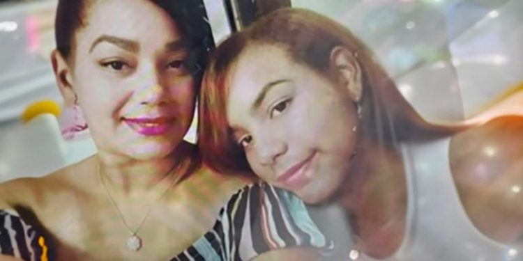 Mujer apuñala gravemente a su hija con una botella y luego se quita la vida en San Francisco de Macorís