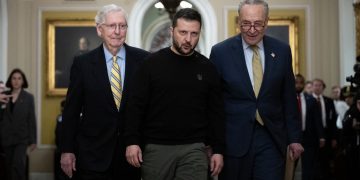 Elon Musk critica nuevo paquete de ayuda a Ucrania: llama a Zelenski «campeón histórico» del «robo» a EE.UU.
