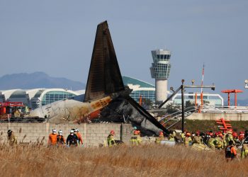 Tragedia aérea en Corea del Sur: Avión de Jeju Air se estrella en el aeropuerto de Muan dejando 179 muertos
