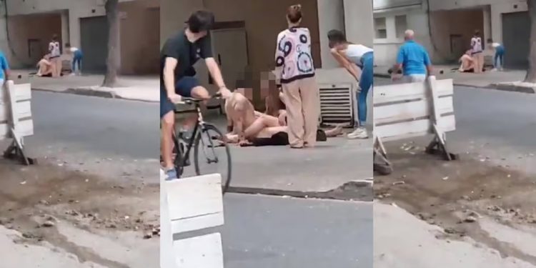 Pareja demorada por tener sexo en la vía pública