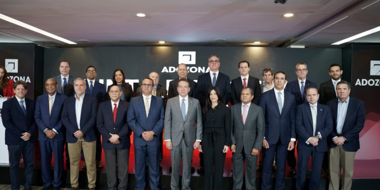 ADOZONA proyecta un récord de $10,000 millones en exportaciones para 2026