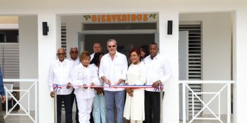 Presidente Abinader inaugura CAIPI El Valiente en La Caleta para beneficiar a 250 niños y niñas