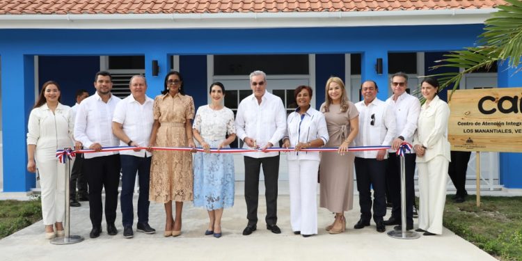 Presidente Abinader inaugura centro de atención a la infancia en Verón-Punta Cana